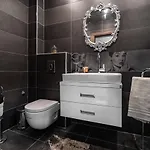 Апартамент Cosy Luxury Flat In The Centrum- 90sqm - 3 Rooms. Варна