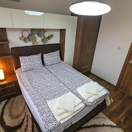 Cosy Luxury Flat In The Centrum- 90sqm - 3 Rooms. Апартамент *