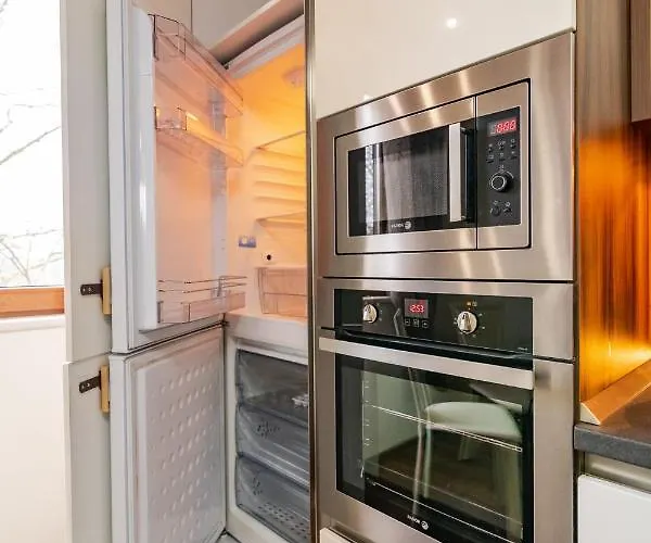 شقة Cosy Luxury Flat In The Centrum- 90sqm - 3 Rooms.