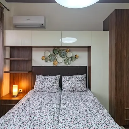 Apartment Cosy Luxury Flat In The Centrum- 90sqm - 3 Rooms.